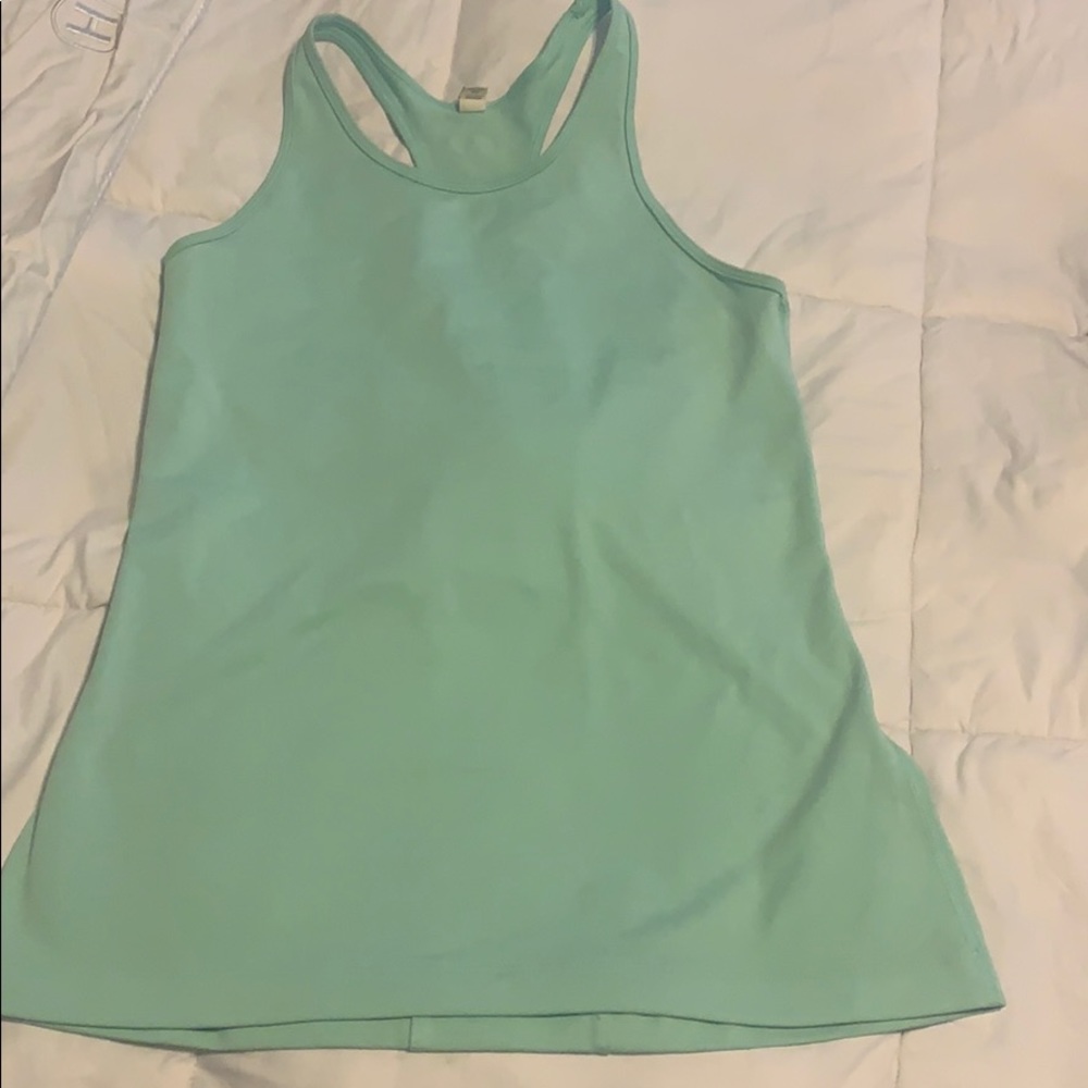 Light green workout tank - Picture 2 of 2